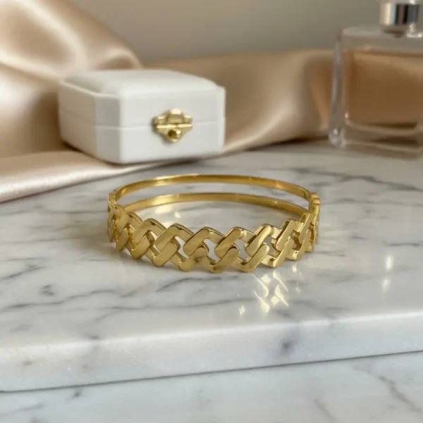 Gold Plated Interlinked Kada Bracelet – Anti Tarnish (3)