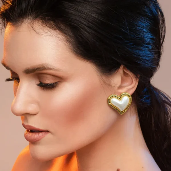 Heart-Shaped Pearl Enamel Gold Plated Earrings – Elegant, Anti Tarnish 1