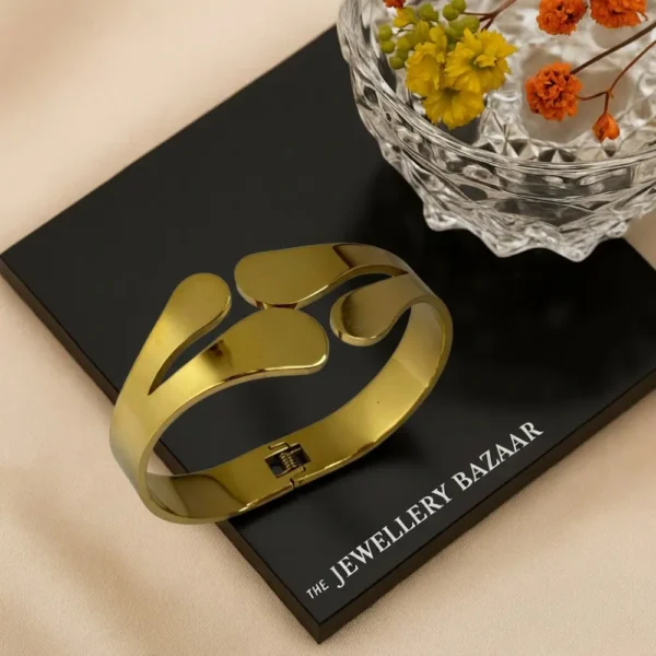Modern Sculpted Gold Plated Kada Set – Bold, Anti Tarnish, Designer Finish 1